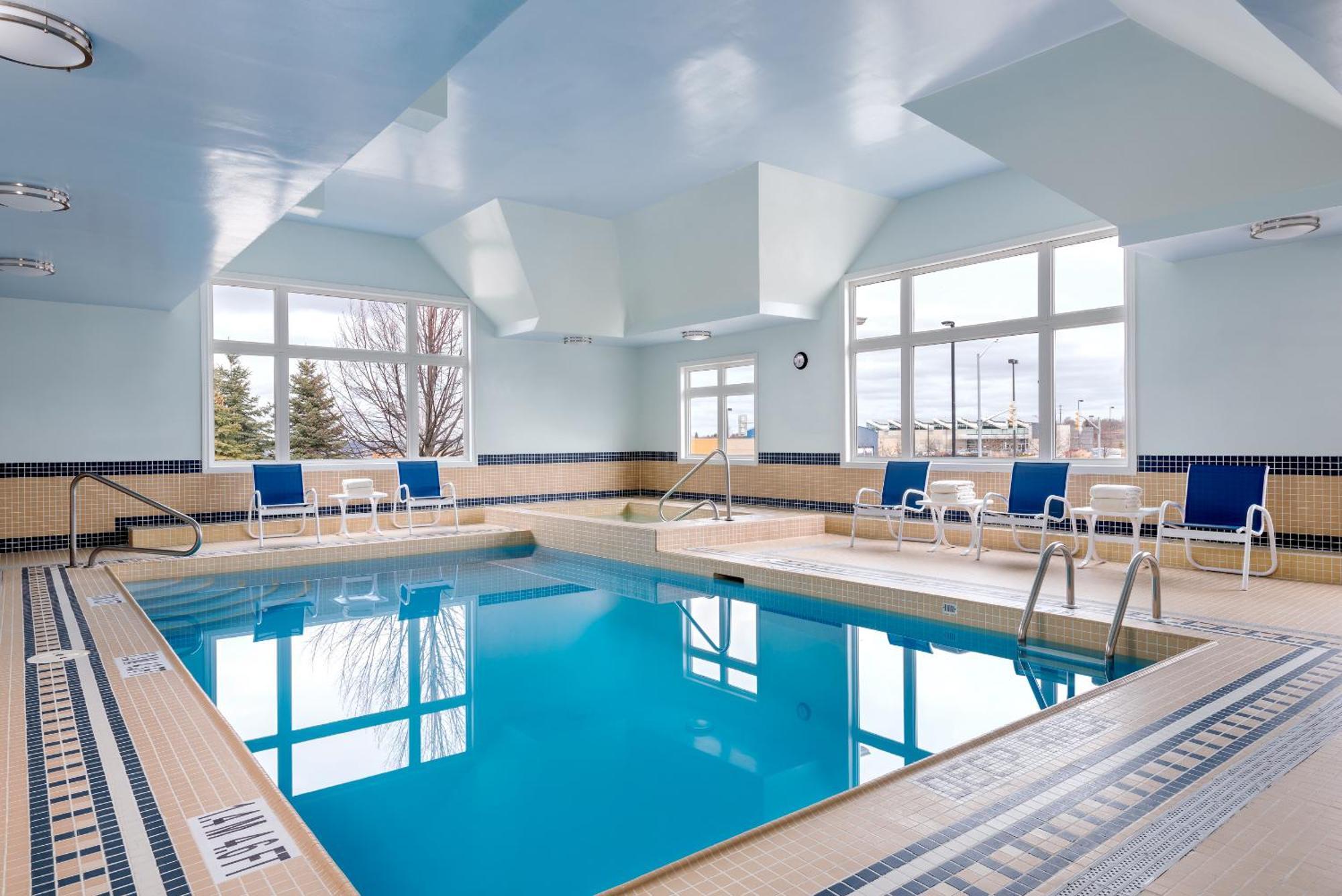 Four Points By Sheraton Barrie Eksteriør bilde